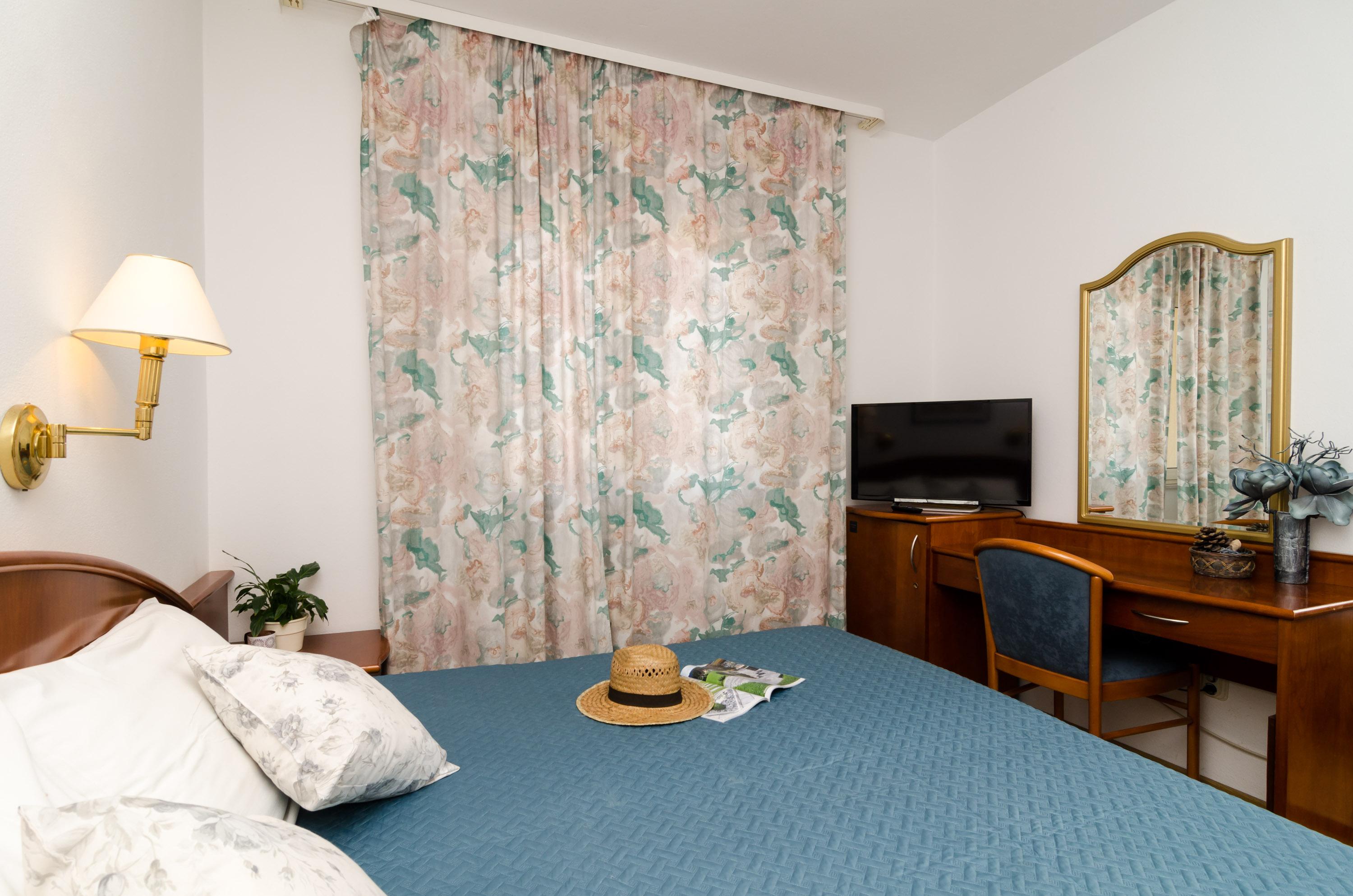 Appartement Pansion Arte Zvrko à Zvekovica Extérieur photo